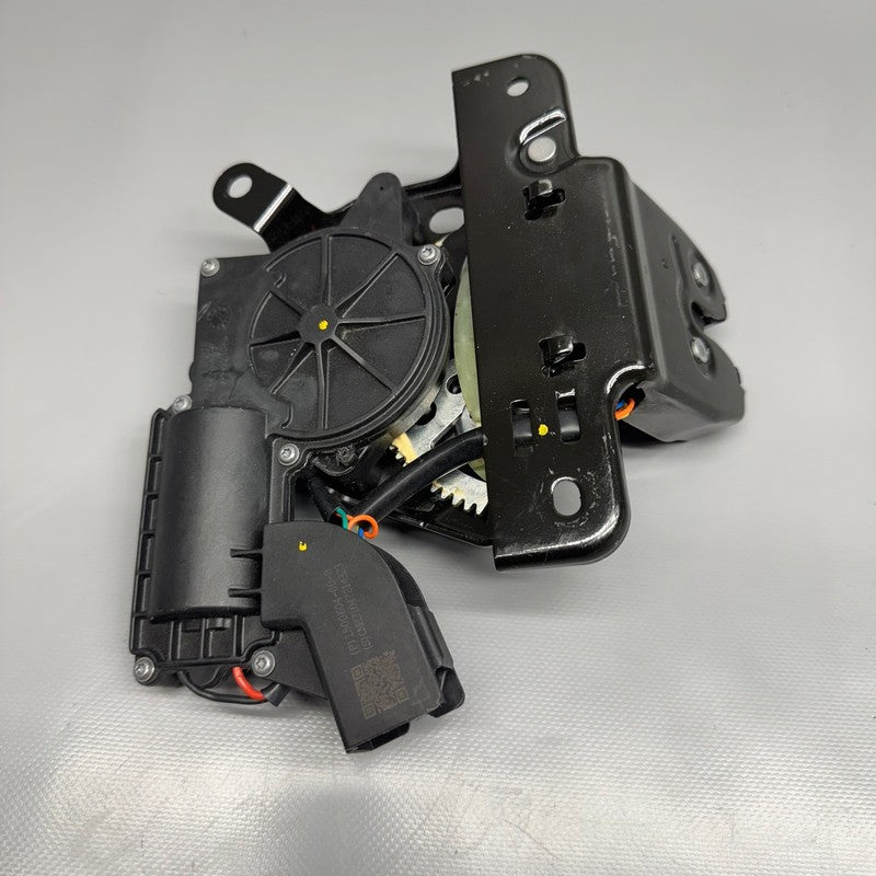 1500604-00-B TESLA MODEL 3 Y LIFTGSTE CINCH LATCH 2017 2018 2019 2020 2021 2022 2023 OEM