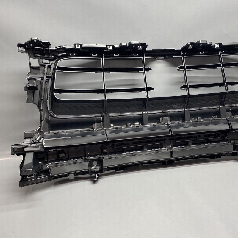 95B807683BR PORSCHE MACAN GRILLE 95B807683BR 2015 2016 2017 2018 OEM