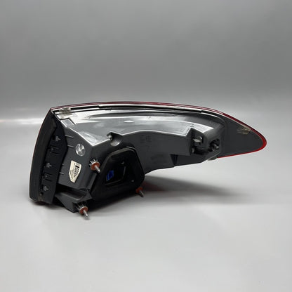 A2059065300 MERCEDES BENZ C300 WAGON TAIL LIGHT LEFT DRIVER C43 2015 2016 2017 W205 OEM