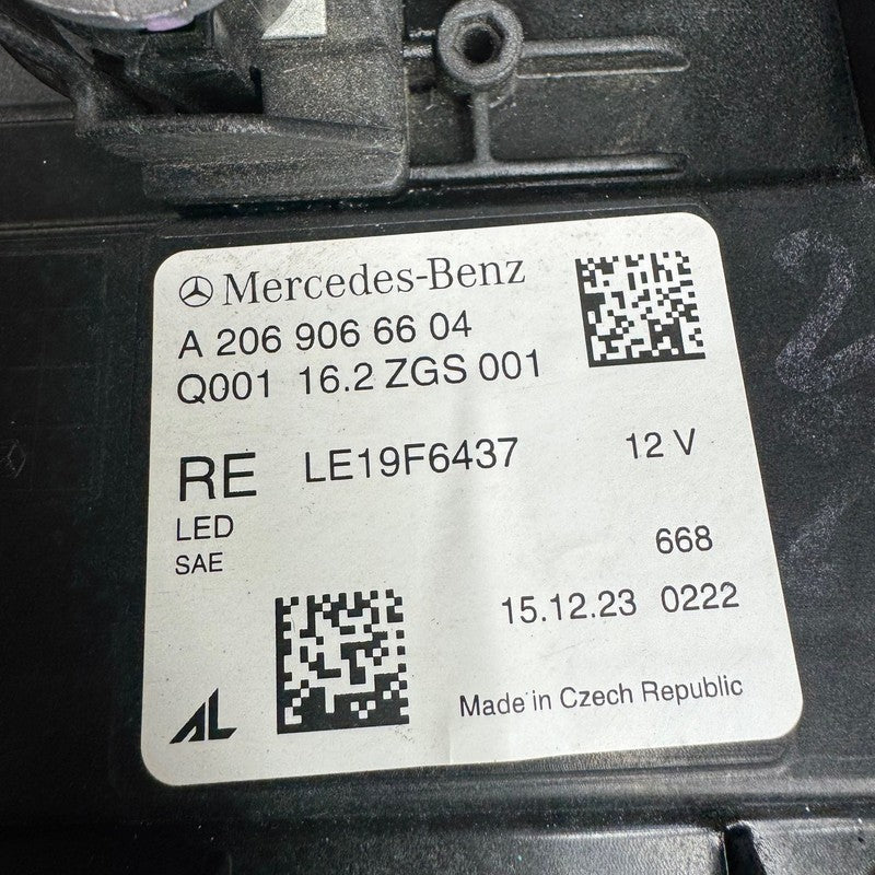 MERCEDES BENZ C300 HEADLIGHT RIGHT PASSENGER 2022-2025 FULL LED OEM A2