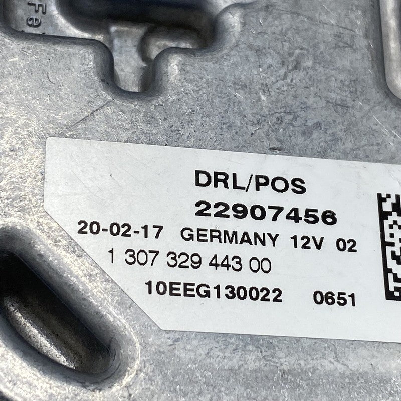 22907456 CHEVY CAMARO DAYTIME RUNNING LIGHT MODULE 22907456 2016 2017 2018 OEM