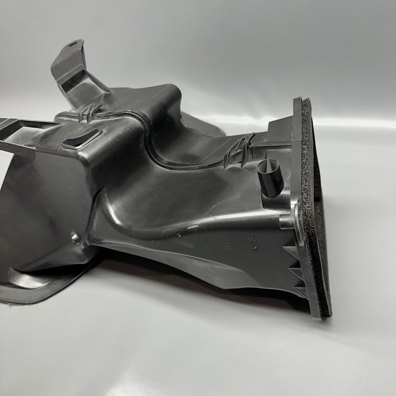 1509536-00-A TESLA MODEL Y AIR INTAKE DUCT 2020 2021 2022 2023 OEM 1509536-00-A