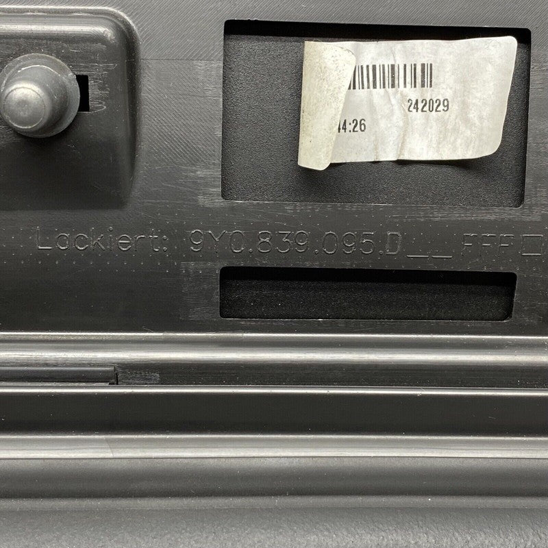 9Y0839095D PORSCHE CAYENNE REAR DOOR LEFT LOWER MOLDING 2017 2018 2019 2020 OEM