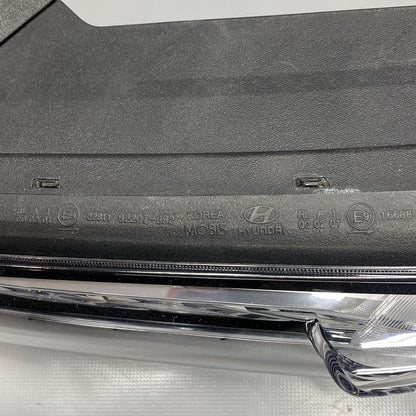 92207-J9010 HYUNDAI KONA DAYTIME RUNNING LIGHT LEFT DRIVER 2018 2019 2020 2021 92207-J9010
