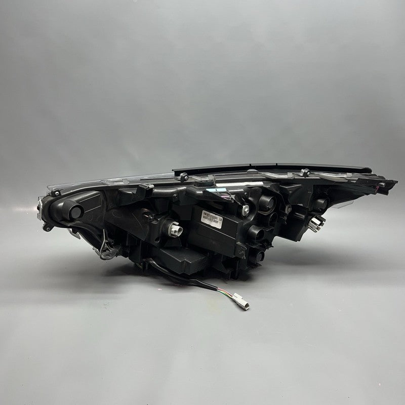 RAV 4 TOYOTA RAV 4 HEADLIGHT RIGHT PASSENGER 2022 2023 2024 LED OEM