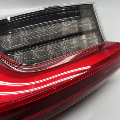 H3749508507 BMW 330 TAIL LIGHT LEFT DRIVER M340 LED 2019 2020 2021 OEM H3749508507