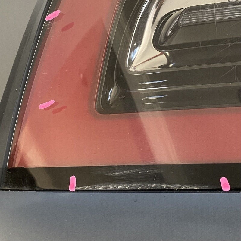 TESLA MODEL 3 TAIL LIGHT LEFT DRIVER SIDE 2017 2018 2019 2020 2021 202