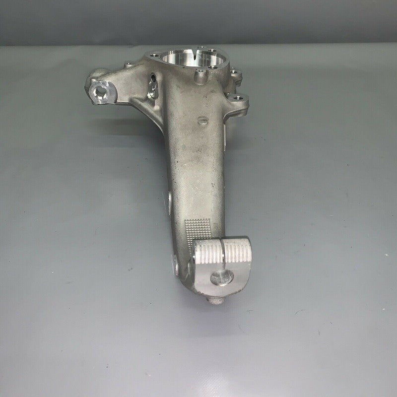1044316-00-E TESLA MODEL 3 RWD/DM LEFT FRONT KNUCKLE 2017 2018 2019 2020 OEM 1044316-00-E