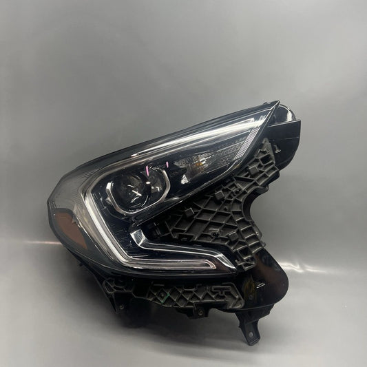84815559 GMC TERRAIN HEADLIGHT RIGHT PASSENGER 2018 2019 2020 2021 XENON 84815559