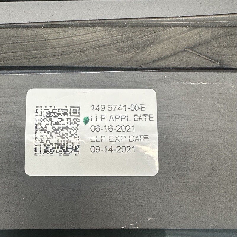 1495741-00-E TESLA MODEL Y QUARTER GLASS RIGHT REAR 2020 2021 2022 2023 OEM 1495741-00-E