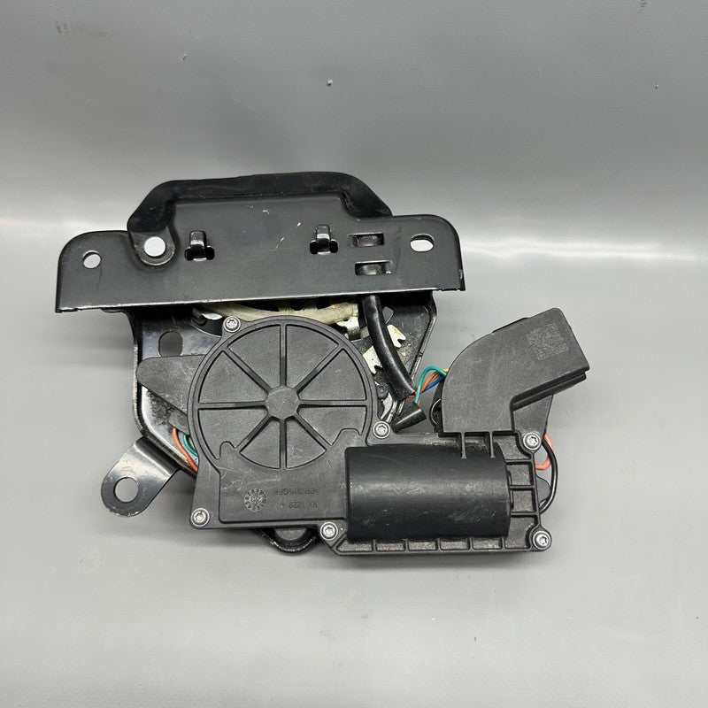 1500604-00-B TESLA MODEL Y 3 LIFTGATE LOCK LATCH 2018 2019 2020 2021 2022 2023 1500604-00-B