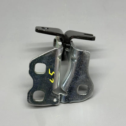 1101035-00-D TESLA MODEL 3 DOOR HINGE LEFT FRONT 2017 2018 2019 2020 2021 OEM 1101035-00-D