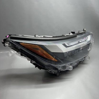 RAV 4 TOYOTA RAV 4 HEADLIGHT RIGHT PASSENGER 2022 2023 2024 OEM 