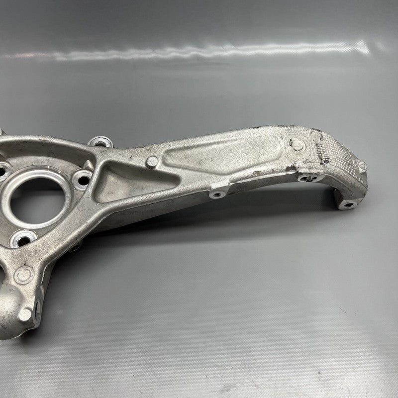 1044311-00-E TESLA MODEL 3 KNUCKLE LEFT FRONT 2017 2018 2019 2020 OEM 1044311-00-E
