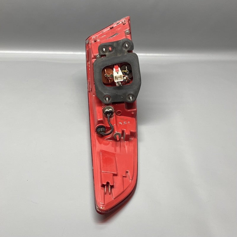 92402-D5000 KIA OPTIMA TAIL LIGHT RIGHT PASSENGER 92402-D5000 2016 2017 2018 2019 2020 OEM 