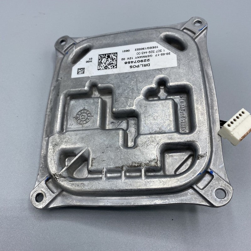 22907456 CHEVY CAMARO DAYTIME RUNNING LIGHT MODULE 22907456 2016 2017 2018 OEM