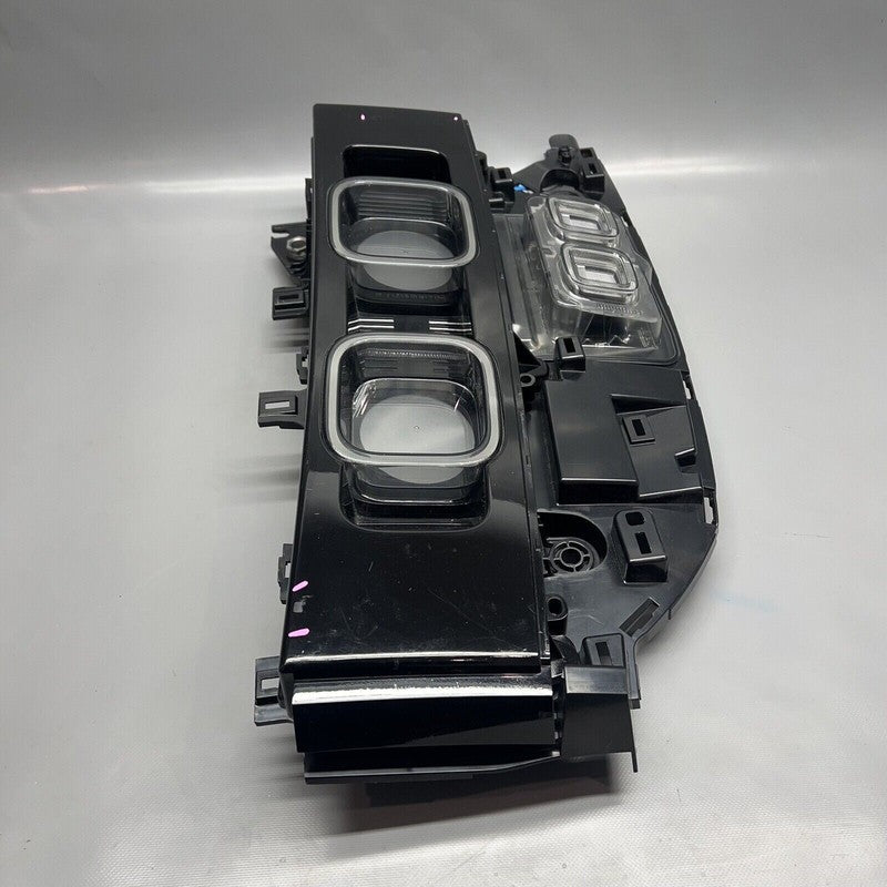 L8B3-13405-A LAND ROVER DEFENDER TAIL LIGHT LEFT DRIVER 2020 2021 2022 OEM L8B3-13405-A