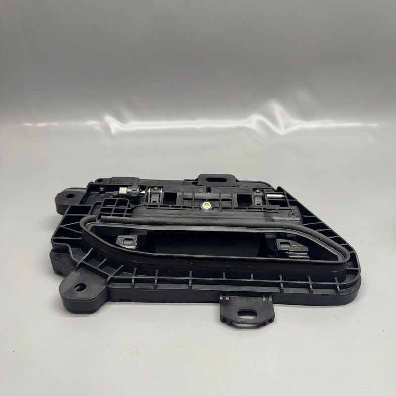 1100300-S0-A TESLA MODEL S DOOR HANDLE RIGHT FRONT GEN3 2016 2017 2018 2019 2020 1100300-S0-A
