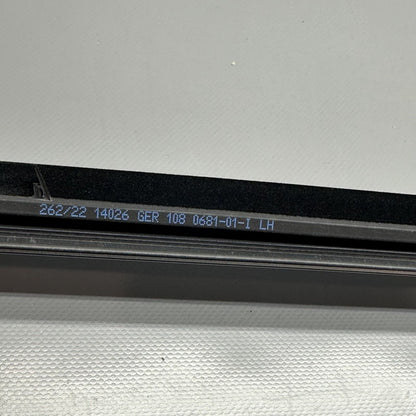 1080681-01-1 TESLA MODEL 3 DOOR WINDOW MOLDING LEFT FRONT 2017 18 19 20 21 2022 1080681-01-1