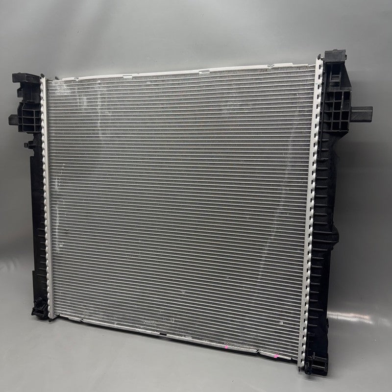 8642743 BMW X3 X4 RADIATOR 2020 2021 2022 2023 2024 OEM 8642743