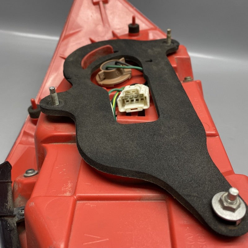 G37 INFINITI G37 TAIL LIGHT LEFT DRIVER 2007 2008 2009 2010 2011 2012 OEM