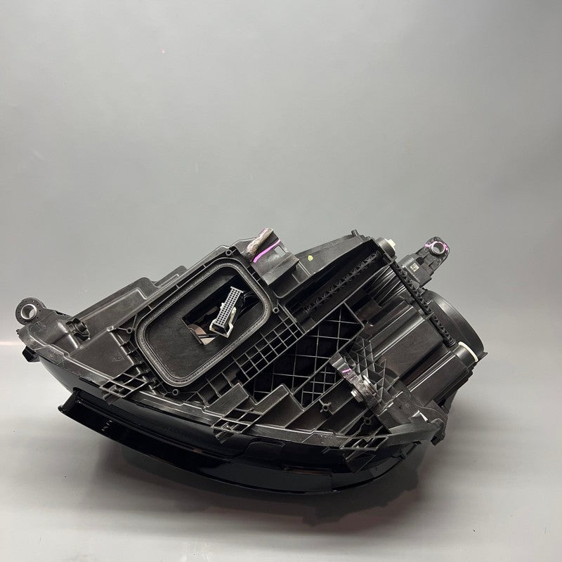 A1679068206 MERCEDES BENZ GLS580 HEADLIGHT RIGHT PASSENGER 2020 2021 2022 A1679068206 LED