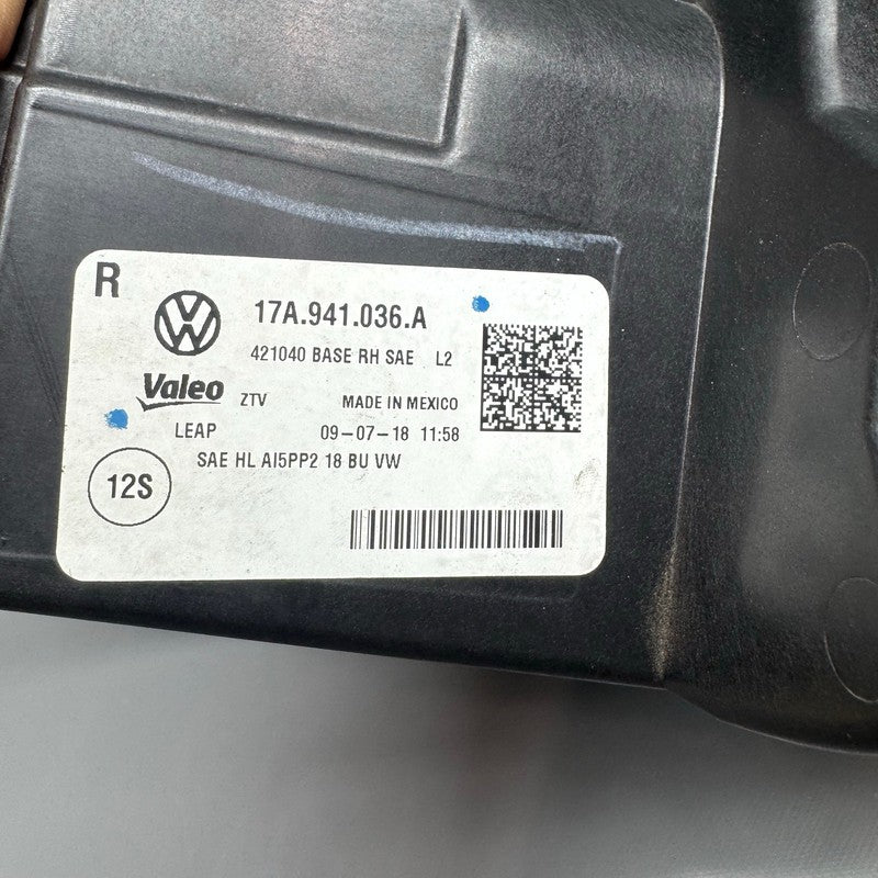 VOLKSWAGEN JETTA HEADLIGHT RIGHT PASSENGER 2019 2020 2021 LED OEM 17A9