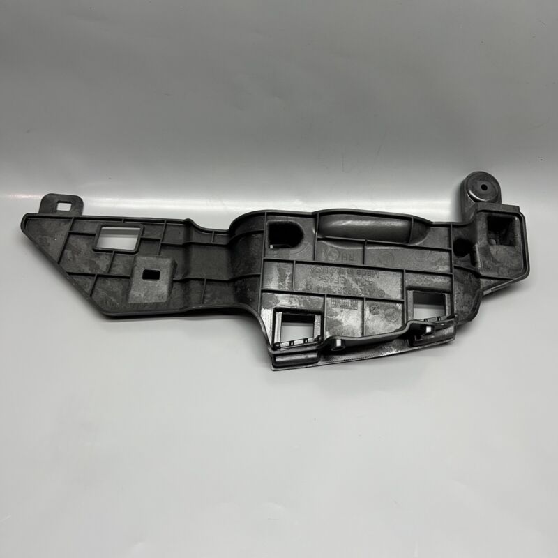 A1668852814 MERCEDES BENZ GL350 GL450 REAR BUMPER BRACKET RIGHT 2013 14 15 2016 A1668852814