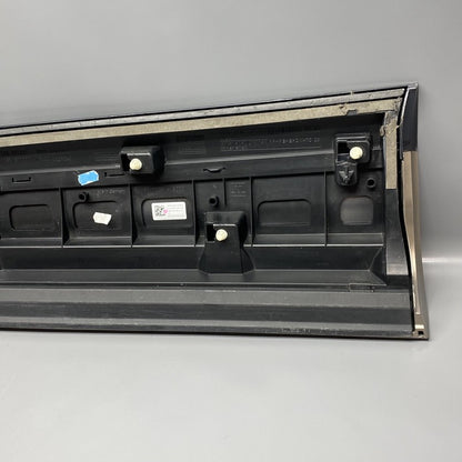 4M0853960G AUDI Q7 DOOR MOLDING RIGHT FRONT 4M0853960G 2017 2018 2019 OEM