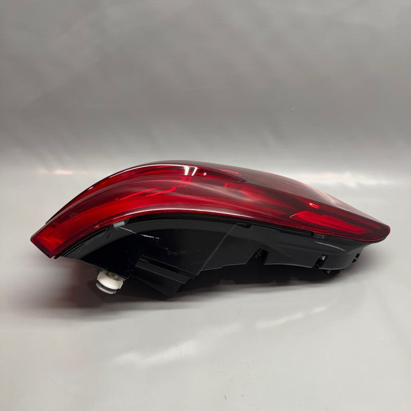 BMW X5 TAIL LIGHT LEFT DRIVER X5M 2019 2020 2021 2022 2023 OEM 3744226