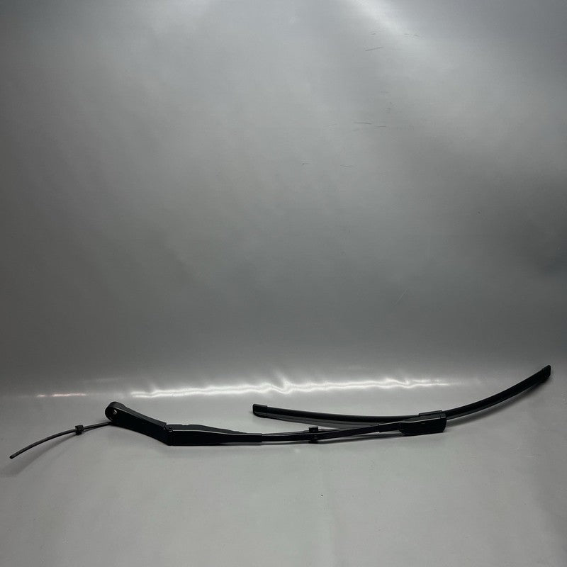1658941-00-A TESLA MODEL Y WINDSHIELD WIPER BLADE LEFT 2020 2021 2022 2023 2024 1658941-00-A