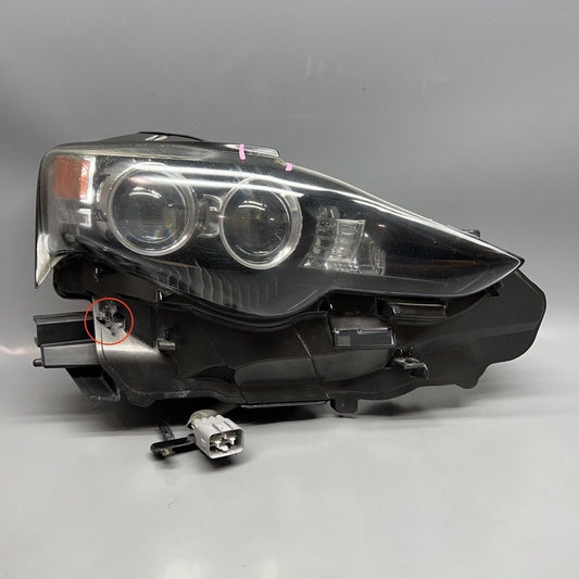 IS250 LEXUS IS250 HEADLIGHT RIGHT PASSENGER IS200 2014 2015 2016 XENON OEM 