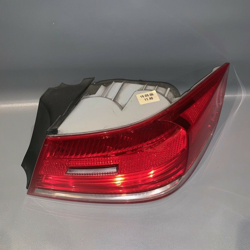 63217174404-05 BMW 328i 335i TAIL LIGHT RIGHT SIDE 2-DOOR COUPE 2007 2008 2009 2010 LED OEM