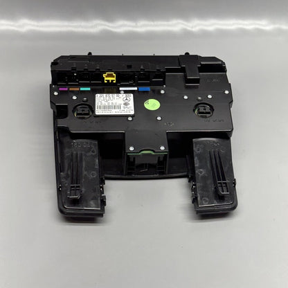 A2218705793 MERCEDES BENZ S550 OVERHEAD DOME LIGHT CL550 2007 2008 2009 2010 OEM A2218705793