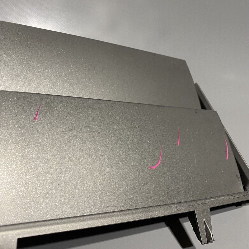 51137026899 RANGE ROVER HSE FENDER GRILLE FRONT LEFT OEM 2003 2004 2005 OEM 