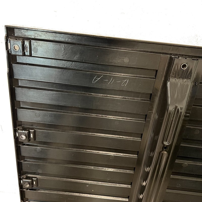 1818780-00-D TESLA CYBERTRUCK BED FLOOR RWD 2024 2025 OEM 1818780-00-D