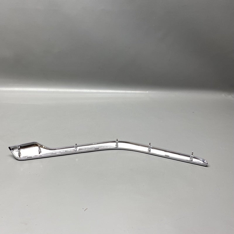 A1767301222 MERCEDES BENZ CLA250 DOOR PANEL TRIM MOLDING RIGHT 2014 2015 2016 2017 2018 2019