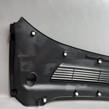 1492605-00-B TESLA MODEL Y WINDSHIELD WINDOW WIPER COWL PANEL 2020 21 22 2023 1619812-00-B