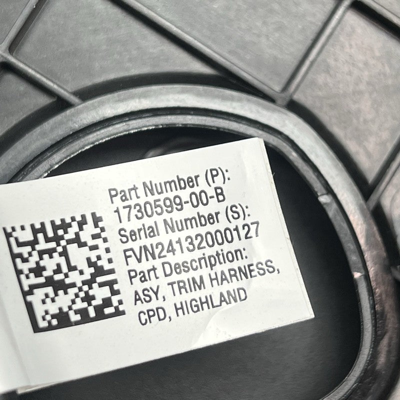 1730599-00-B TESLA MODEL 3 HIGHLAND CHARGE PORT DOOR REFLECTOR LEFT 2025 OEM 1730599-00-B