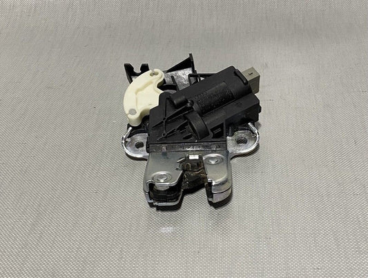 4F5827505D AUDI A8 TRUNK LOCK ACTUATOR MOTOR 2004 2005 2006 2007 2008 2009 2010 OEM