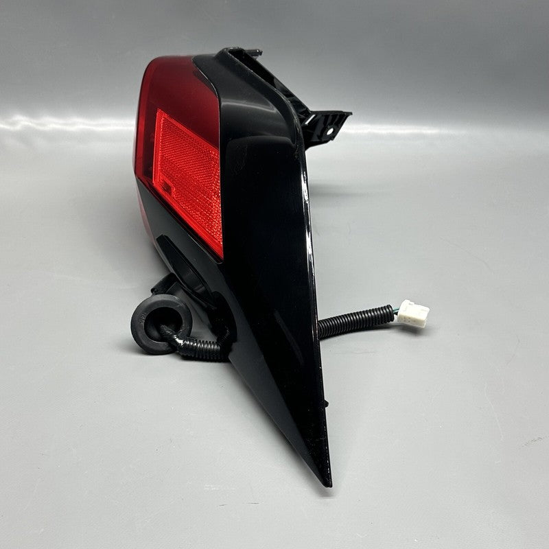 81550-0R090 TOYOTA RAV4 TAIL LIGHT RIGHT PASSENGER 2019 2020 2021 OEM 81550-0R090