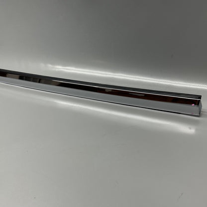 1032166-88-D TESLA MODEL X DOOR WINDOW MOLDING RIGHT FRONT 2016 17 18 19 2020 1032166-88-D