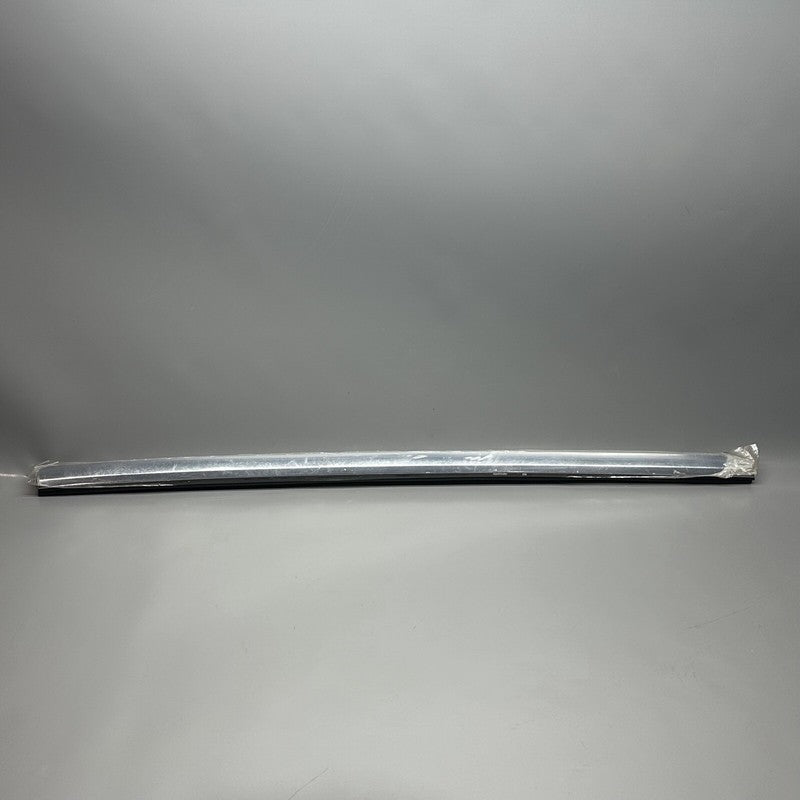 1038394-00-A TESLA MODEL S DOOR WINDOW MOLDING RIGHT REAR 2012-2020 OEM 1038394-00-A