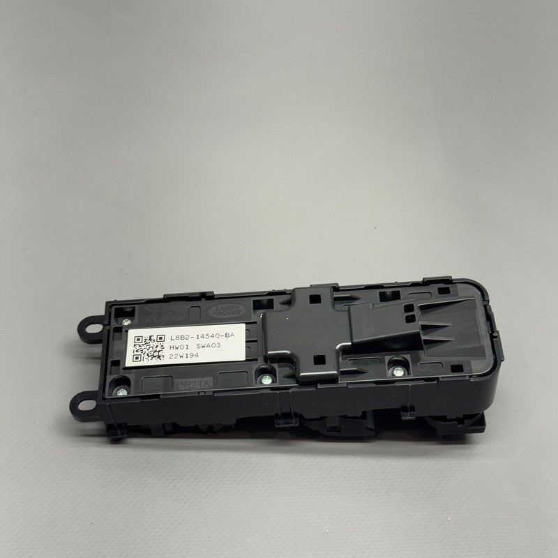 LAND ROVER DEFENDER DOOR SWITCH RIGHT FRONT 2020 2021 2022 2023 2024 2