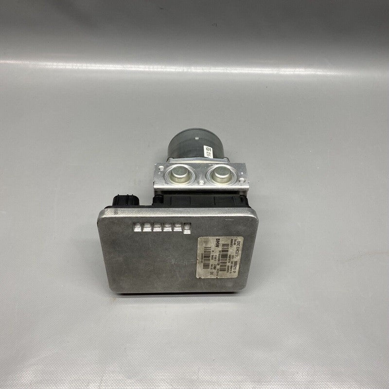 6889210-01 BMW 530 ABS PUMP MODULE 2017 2018 2019 G30 6889210-01
