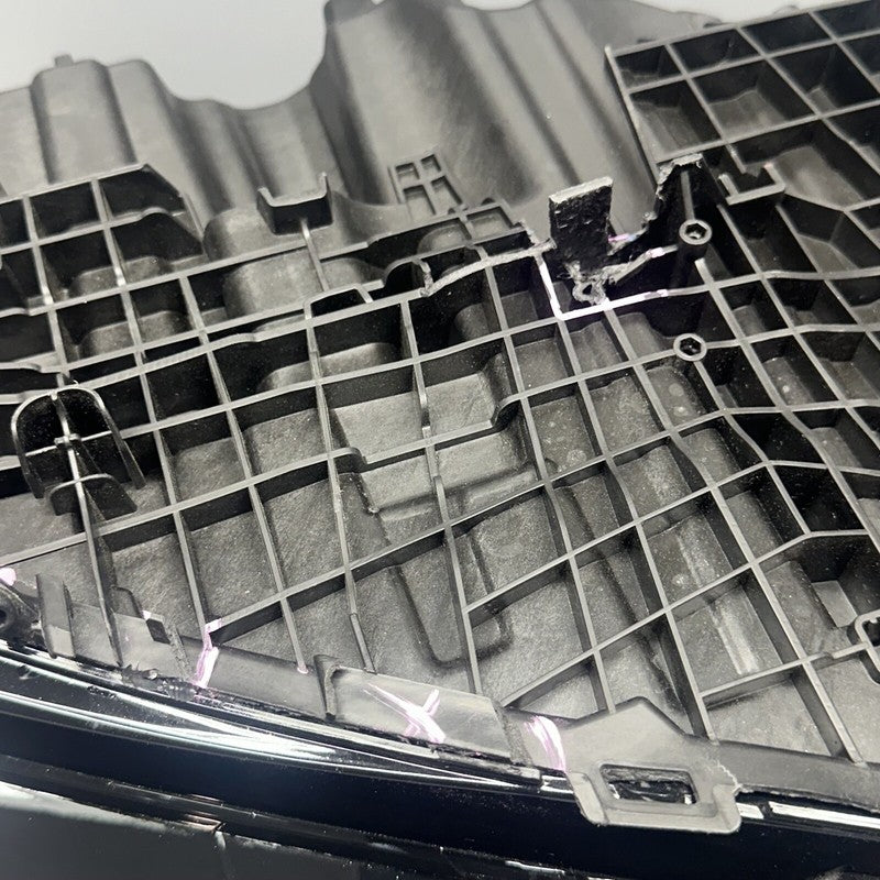 5a63713-05 BMW I7 HEADLIGHT LEFT DRIVER 2023 2024 LED 5A63713-05 LENS CHANGED 