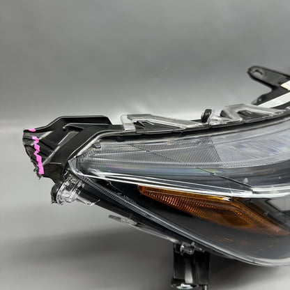 RAV 4 TOYOTA RAV 4 HEADLIGHT RIGHT PASSENGER 2022 2023 2024 LED OEM