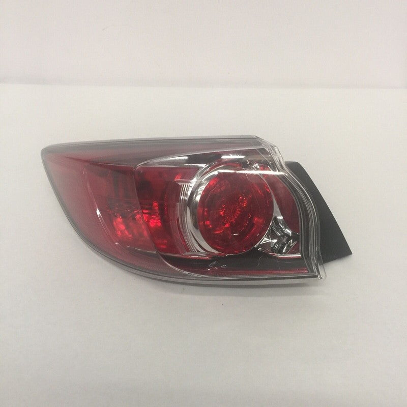 MAZDA 3 TAIL LIGHT LEFT DRIVER 2010 2011 2012 2013 HATCHBACK OEM 