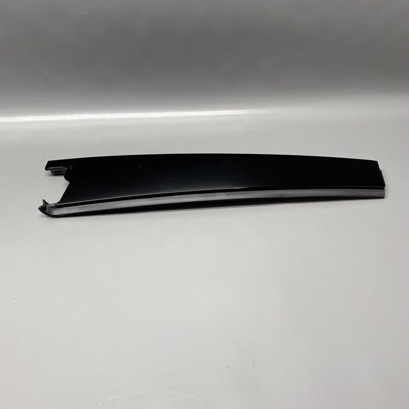 95B853352G PORSCHE MACAN TRIM FOR PILLAR B RIGHT REAR 2015 2016 2017 2018 2019 2020 OEM 