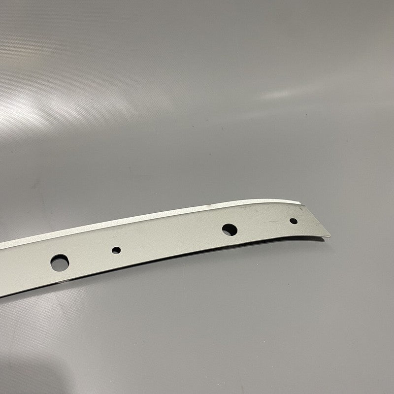 67071000 MASERATI QUATTROPORTE CENTRAL EDGE BRACKET 2003 2004 2005 2006 2007 OEM